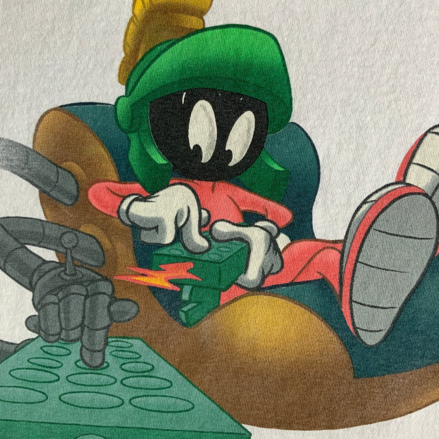 Marvin The Martian "Control Freak" 1998 Shirt - M